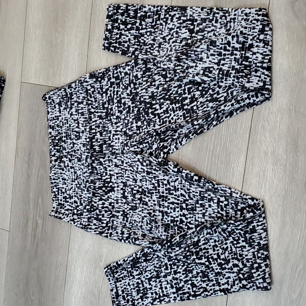 Lululemon Align 28 inch